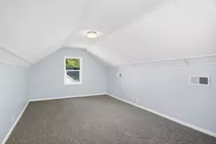 1939 5th St E, Saint Paul, MN 55119 - Photo 9