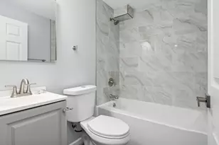 1939 5th St E, Saint Paul, MN 55119 - Photo 13