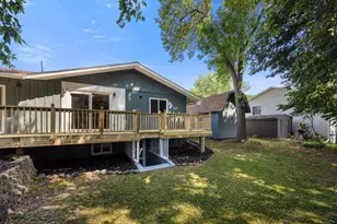 7101 Willow Rd, Maple Grove, MN 55369 - Photo 35