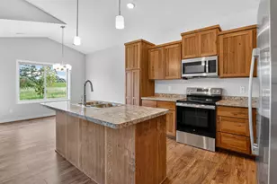 2210 Bunker Blvd, Rush City, MN 55069 - Photo 7