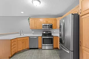 1953 Waterford Pl SW, Rochester, MN 55902 - Photo 5