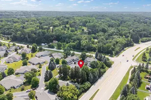 1953 Waterford Pl SW, Rochester, MN 55902 - Photo 25