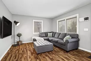4244 Madison St NE, Columbia Heights, MN 55421 - Photo 5