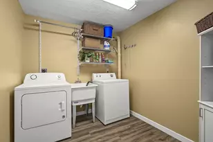 4244 Madison St NE, Columbia Heights, MN 55421 - Photo 39