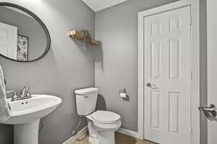 4244 Madison St NE, Columbia Heights, MN 55421 - Photo 25
