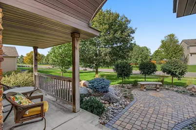 6111 106th Avenue N, Brooklyn Park, MN 55443 - Photo 5
