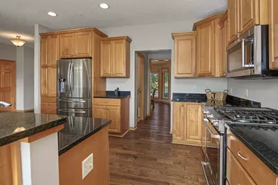 6111 106th Avenue N, Brooklyn Park, MN 55443 - Photo 17