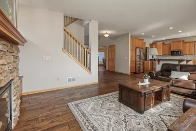 6111 106th Avenue N, Brooklyn Park, MN 55443 - Photo 9