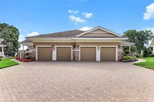 718 Widsten Cir, Wayzata, MN 55391 - Photo 3