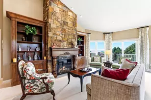 718 Widsten Cir, Wayzata, MN 55391 - Photo 9