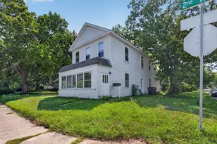602 2nd Ave E, Shakopee, MN 55379 - Photo 1