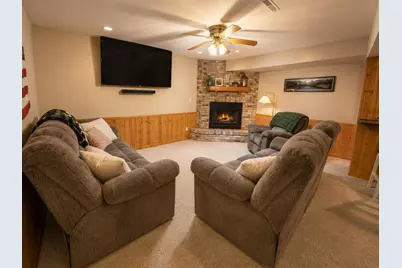 1325 6th Avenue N, Windom, MN 56101 - Photo 27