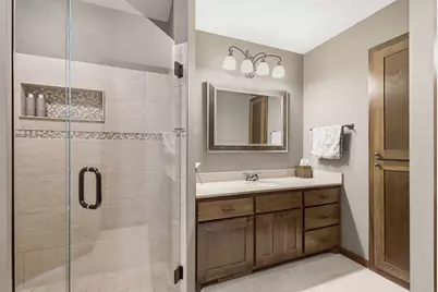 1501 Comstock Lane N, Plymouth, MN 55447 - Photo 25