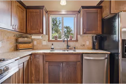 1501 Comstock Lane N, Plymouth, MN 55447 - Photo 13