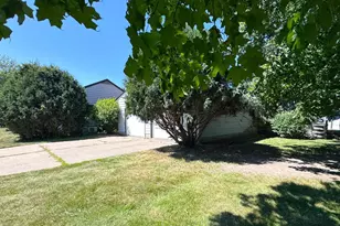 410 1st St NW, Aitkin, MN 56431 - Photo 5