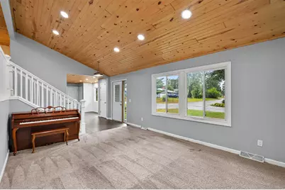 710 129th Avenue NE, Blaine, MN 55434 - Photo 5