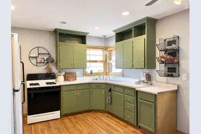 5309 James Avenue N, Brooklyn Center, MN 55430 - Photo 5