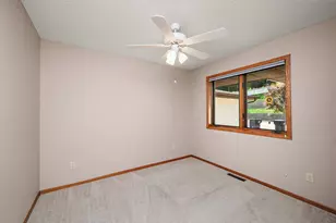 660 Riverview Dr, Monticello, MN 55362 - Photo 23