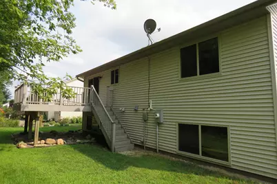 652 7th Street SW, Pine Island, MN 55963 - Photo 9