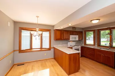 7020 24th Street N, Oakdale, MN 55128 - Photo 13