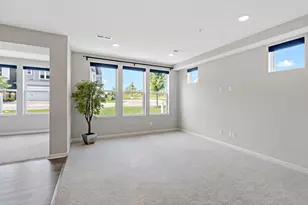 11263 Crestbury Dr, Woodbury, MN 55129 - Photo 9