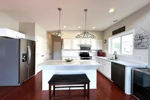 8497 Savanna Oaks Ln, Woodbury, MN 55125 - Photo 13