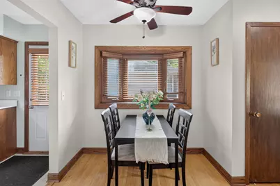 1212 Sugar Lane, Chaska, MN 55318 - Photo 5