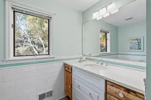 11828 Boulder Bay Rd, Eden Prairie, MN 55344 - Photo 33