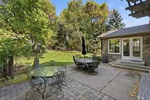 11828 Boulder Bay Rd, Eden Prairie, MN 55344 - Photo 49
