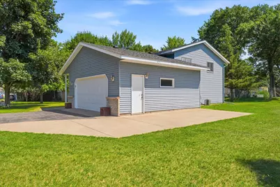 1515 32nd Avenue SW, Cambridge, MN 55008 - Photo 3