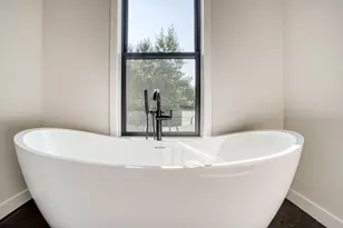 251 Saddle Ridge Ln, Troy Township, WI 54022 - Photo 19
