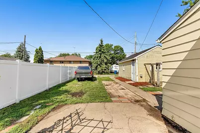 321 32nd Avenue N, Saint Cloud, MN 56303 - Photo 19