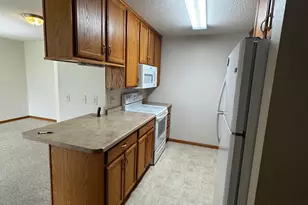 307 Roseland Ave, Prinsburg, MN 56281 - Photo 3