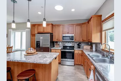 2365 Skillman Avenue E, North Saint Paul, MN 55109 - Photo 7