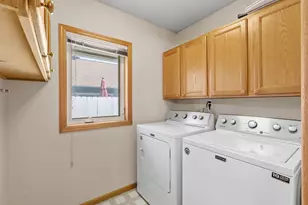 5530 Humboldt Cir, Minneapolis, MN 55419 - Photo 21