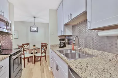 2800 Hamline Avenue N #241, Roseville, MN 55113 - Photo 1
