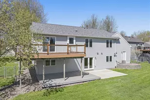 465 8th St SW, Plainview, MN 55964 - Photo 3