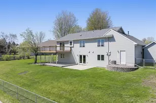 465 8th St SW, Plainview, MN 55964 - Photo 5