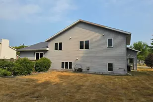 1101 5th Ave SE, Barnesville, MN 56514 - Photo 3