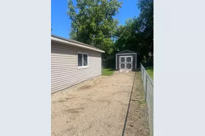 415 S Yale Avenue, Litchfield, MN 55355 - Photo 35