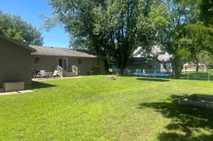 415 S Yale Ave, Litchfield, MN 55355 - Photo 29