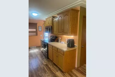 415 S Yale Avenue, Litchfield, MN 55355 - Photo 3
