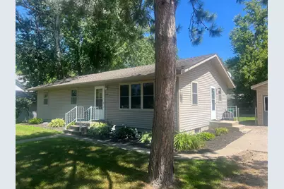 415 S Yale Avenue, Litchfield, MN 55355 - Photo 1