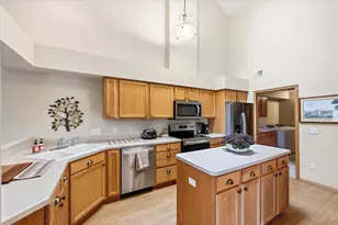 247 W Canyon Dr, Hudson, WI 54016 - Photo 5