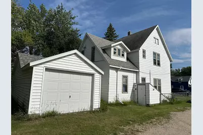 415 1st Street E, Thief River Falls, MN 56701 - Photo 1