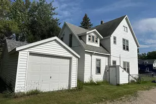 415 1st St E, Thief River Falls, MN 56701 - Photo 1