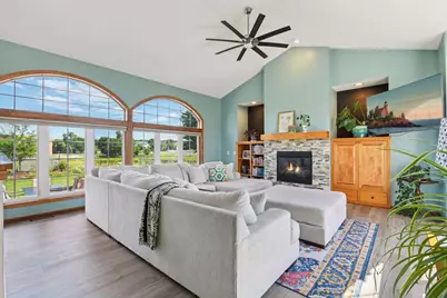 7432 Whitehall Road, Shakopee, MN 55379 - Photo 11