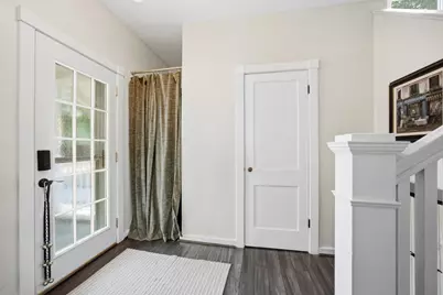 724 11th Avenue N, Fargo, ND 58102 - Photo 9