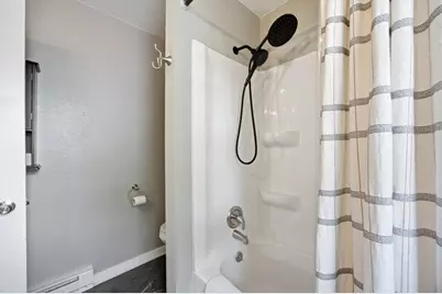 724 11th Avenue N, Fargo, ND 58102 - Photo 31
