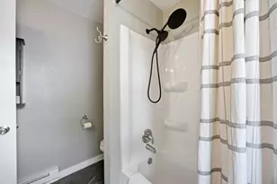 724 11th Ave N, Fargo, ND 58102 - Photo 31